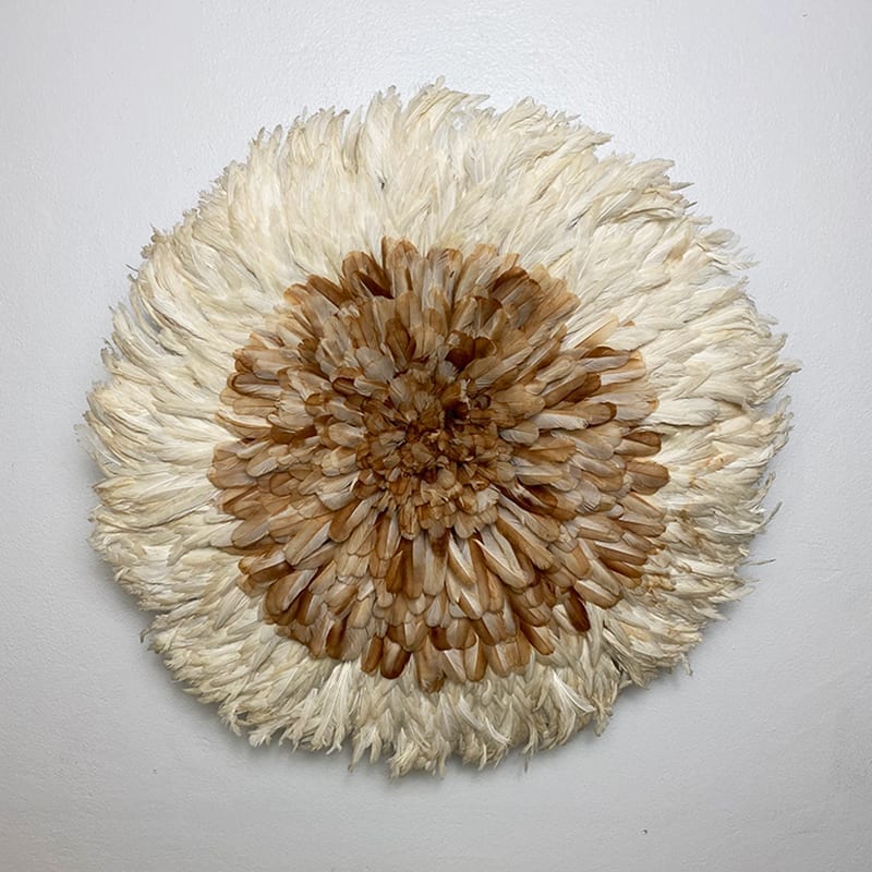 Décoration murale en plumes juju hat - blanc avec beige