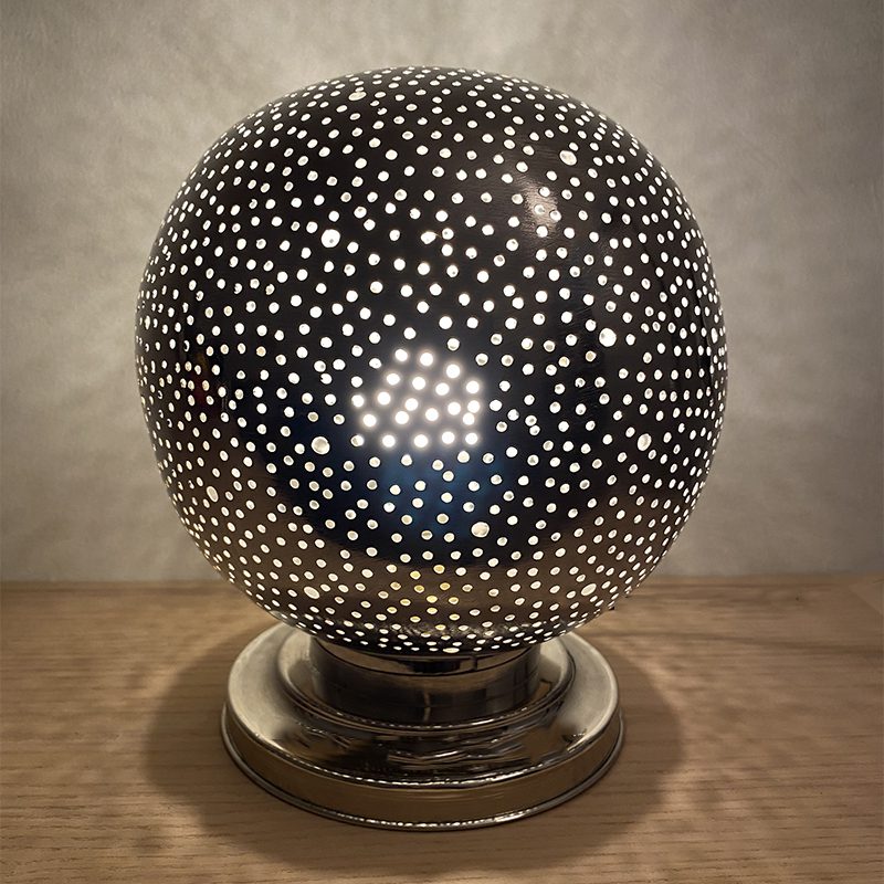Lampe de table ronde avec motif de trous, grand - argent, etc.
