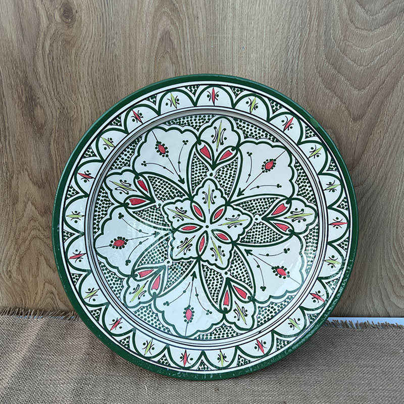 Plat marocain 42 cm. en vert foncé - Mørkegrøn blomst