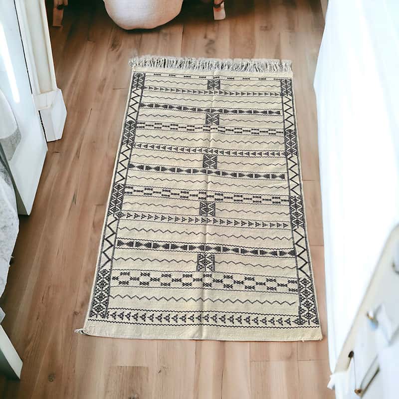 Tapis marocain - Zemmour kilim 144x215 cm.